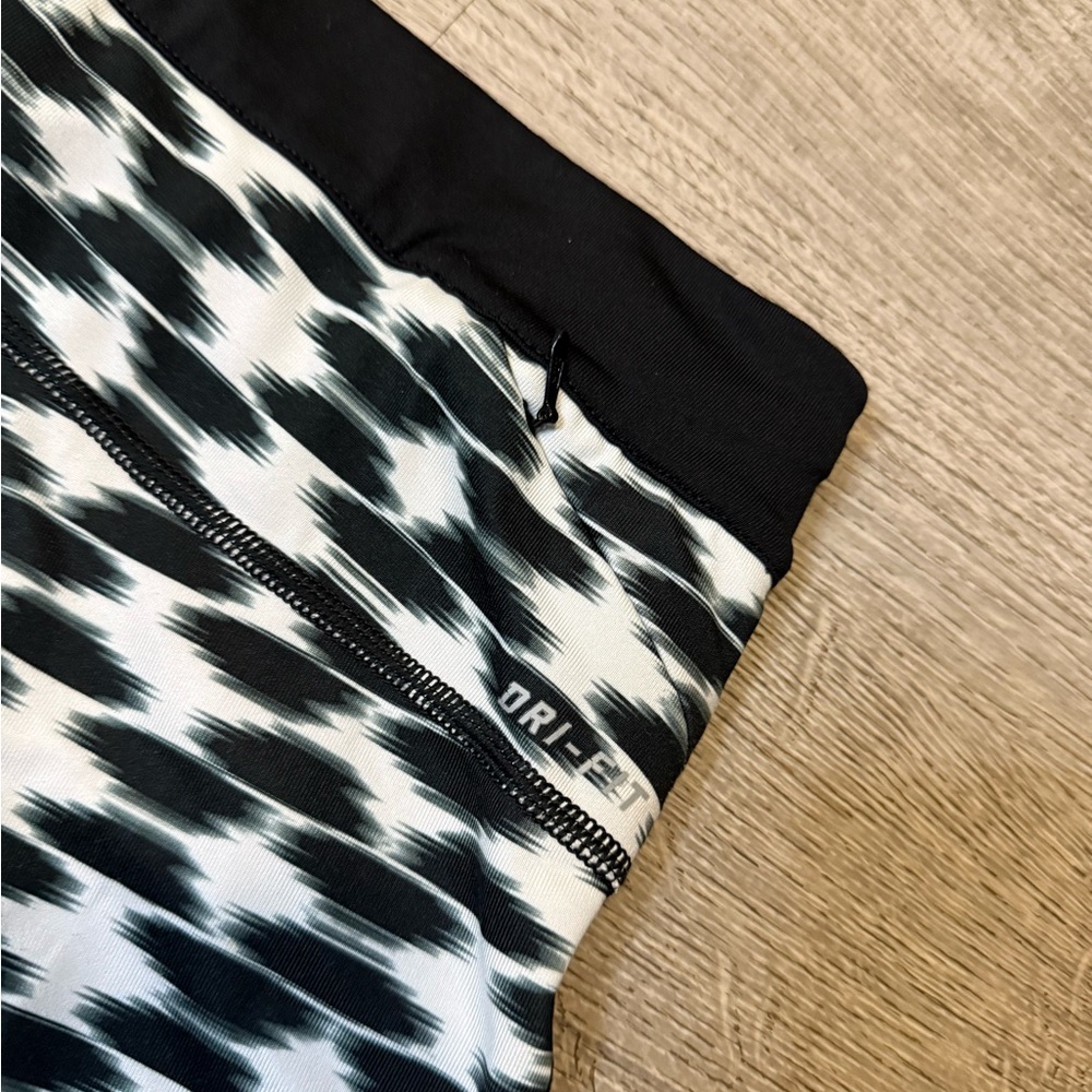 •NIKE• LEGGINGS - Picture 5 of 6